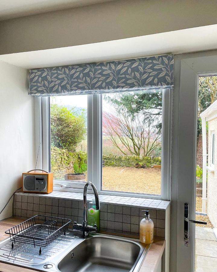 Cotswold Coombe Cottage Wotton-under-Edge Bagian luar foto