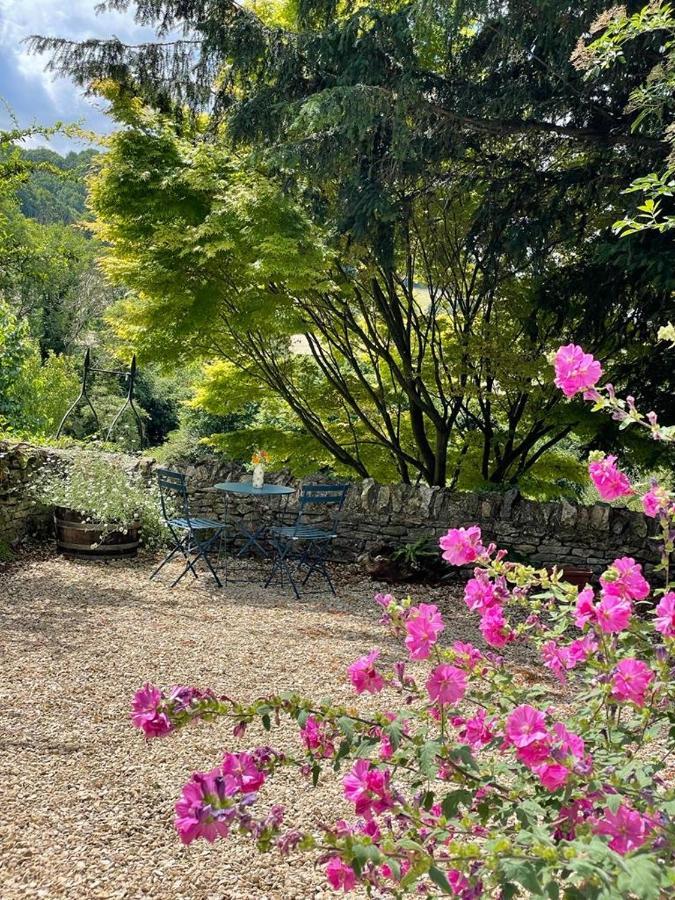 Cotswold Coombe Cottage Wotton-under-Edge Bagian luar foto